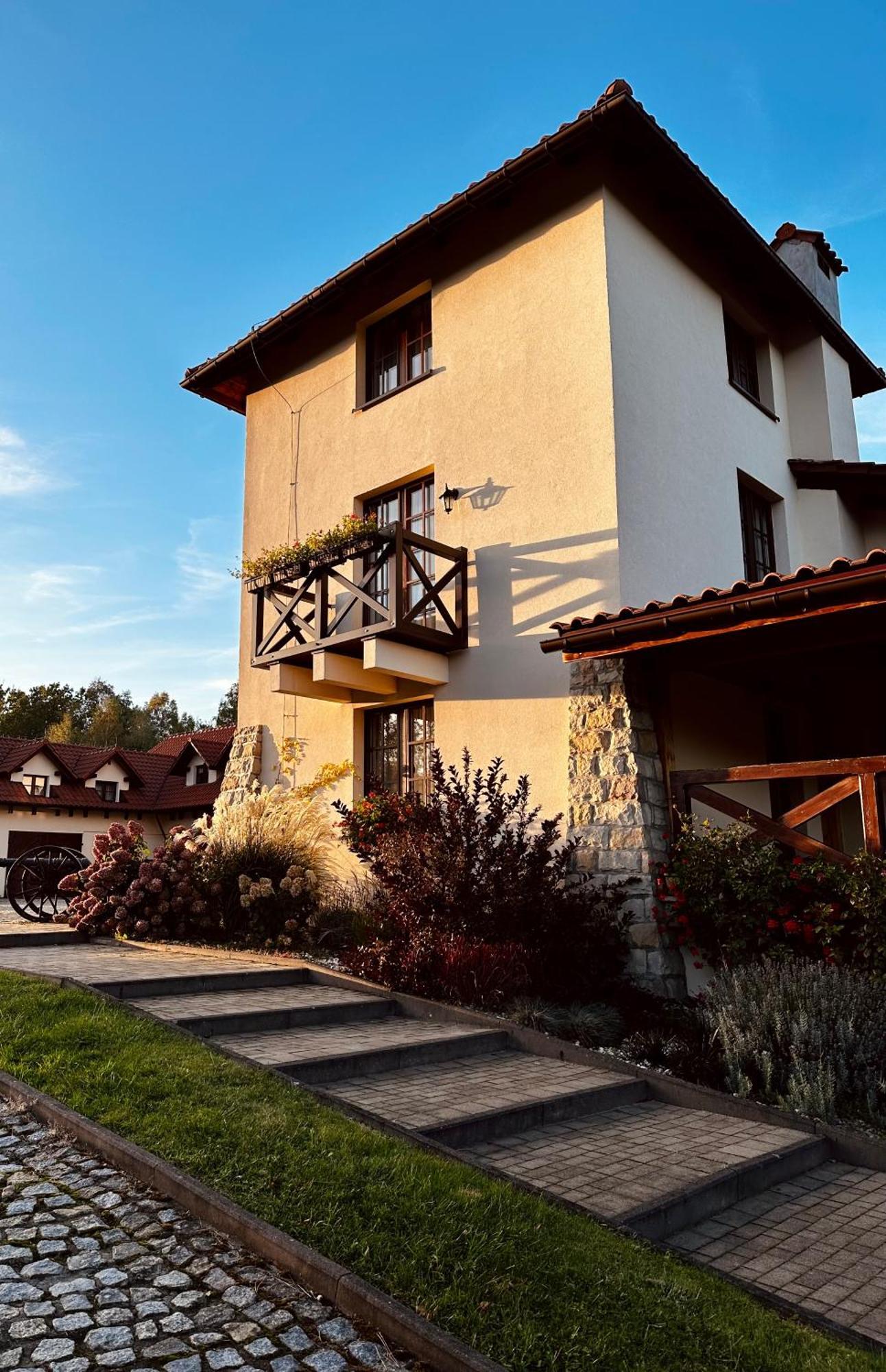 Stanica Hucuł Hotel Sułkowice Exterior foto